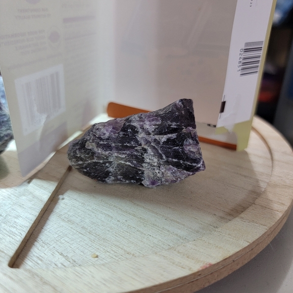 AMYTHYST CLUSTER XL - Picture 5 of 5